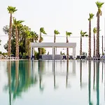 فندق White Dreams 4*