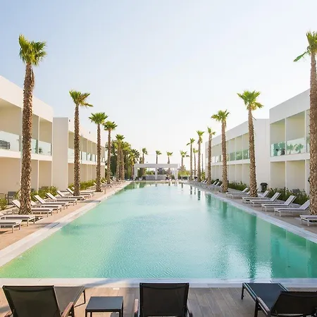 Hotel White Dreams 4*